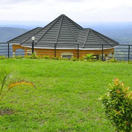 Karobwa Summit View Hotel Fort Portal Room photo