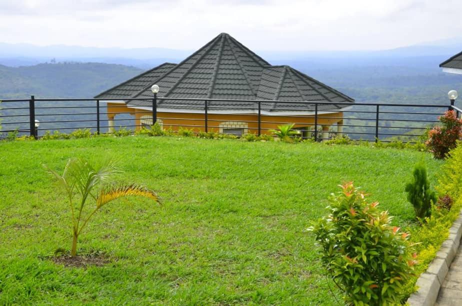 Karobwa Summit View Hotel Fort Portal Room photo