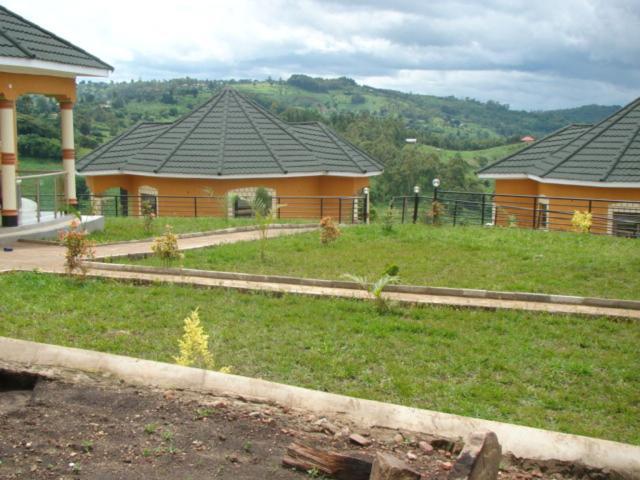 Karobwa Summit View Hotel Fort Portal Room photo